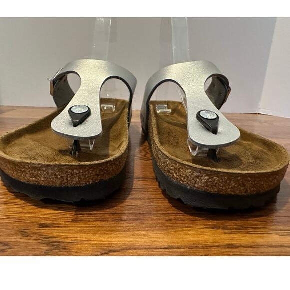 Birkenstock Gizeh Sandal Metallic Silver, Women's Size 37 Iconic Footwear - Picture 4 of 10